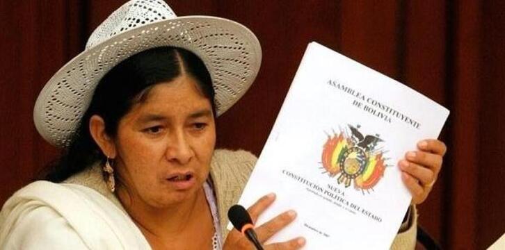 Silvia Lazarte politikari boliviarra.